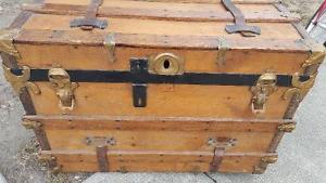 ANTIQUE WOOD LEATHER TRUNK