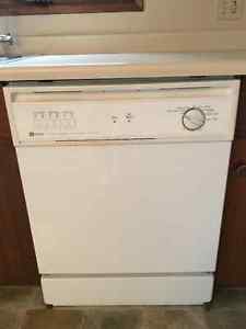 Dishwasher - MAYTAG