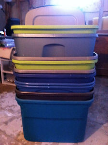 Rubbermaid containers
