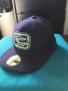 Vancouver Canucks New Era Hat - Size 7
