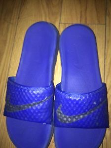 Wanted: Size 9 blue Nike sandals