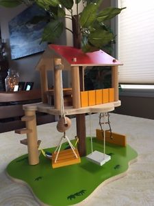 Wooden Treehouse Toy