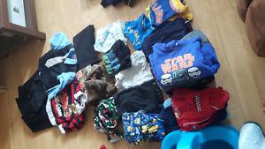 lightly used and alot of brand new 3t clothing