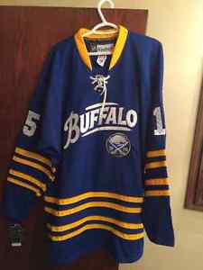 BUFFALO SABRES EICHEL BRAND NEW JERSEY LARGE