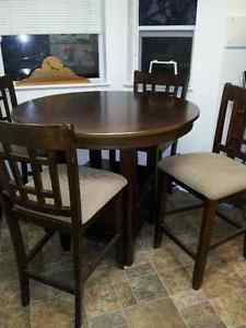 Bar Height Dining Table & Chairs