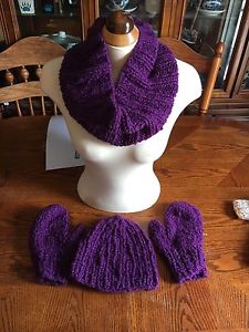 Cowl toque and mitts set