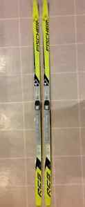 Fischer 170 cm Cross Country Skis