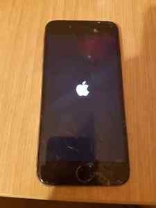 Iphone 6 16gb! cracked screen still works perfectly!