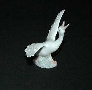 Lladro Duck Figurine #