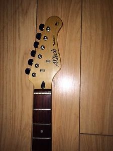 Misc Guitar Neck w tuners