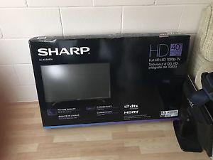 Sharp 40" LED p with DTS sound