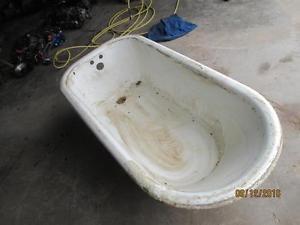 Vintage claw foot tub