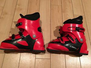 Youth 22.5 ski boots