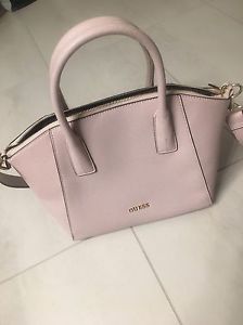 Brand new Guess purse