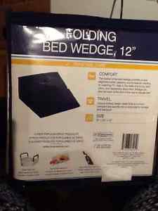 Folding Bed Wedge 12"