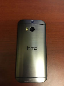 HTC 1M8 Cell phone