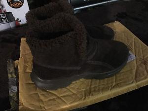 Ladies Skechers On The Go Boots Brown Suede Size 7 Already