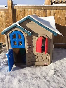 Little tikes house