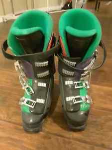 Mens Nordica ski boots 27.0