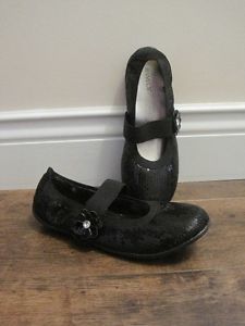 NEW - Size 4 girls sparkly shoes (Jewels)!