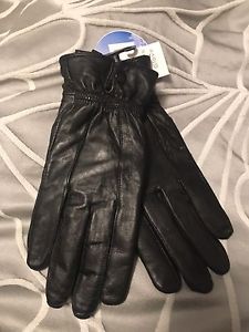 New women's leather gloves