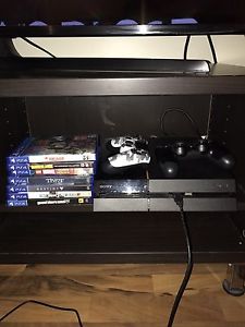 PlayStation 4 PS4 and 7 games