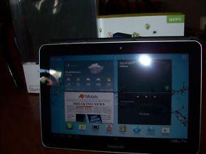 Samsung Galaxy Tab 10.1" Tablet **MINT