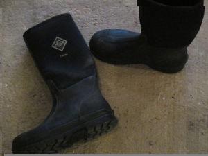 muck boots