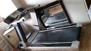 Commercial quality Treadmill