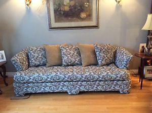 Couch / Sofa and love seat set