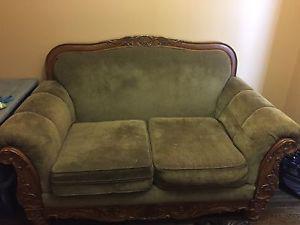 LOVE SEAT solid wood Frame. Perfect condition