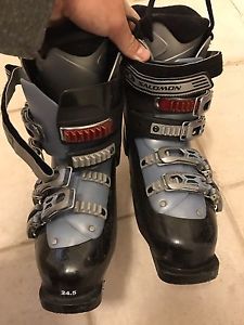 Ladies ski boot