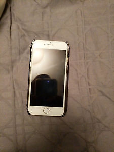 iPhone 6 in great condition with case and charger. (Telus)