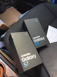 2 Samsung S7's