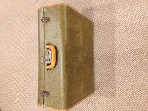 Antique Suitcase set