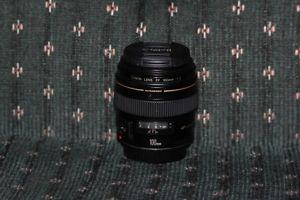 Canon EF 100 F2 Lens