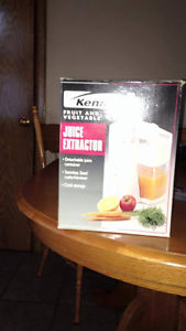 Kenmore Juice Extractor - Never used.
