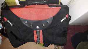 Laptop carrying bags