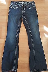MOVING NEED GONE!NEW HYDRAULIC JEANS SIZE 9 REDUCED NOW $15