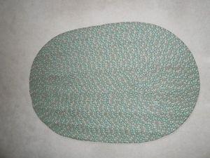 Oval Floral Pattern Rug