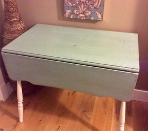 Shabby chic rustic drop leaf table
