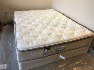 Simmons queen size bed