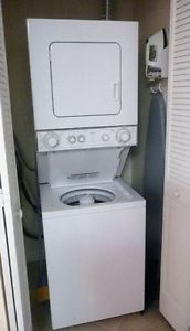Wanted: WANTED - Apartment Size Stackable Washer/Dryer