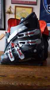 men's Salomon Ski Boots 91/2