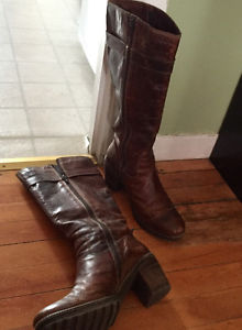 Genuine leather boots