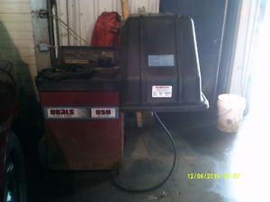 Tire changer and Balancer Trade
