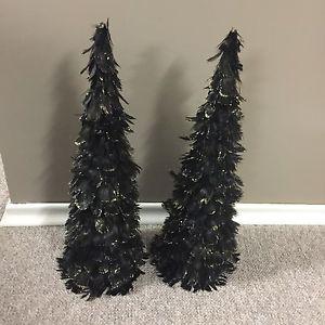 2 black/gold feather trees