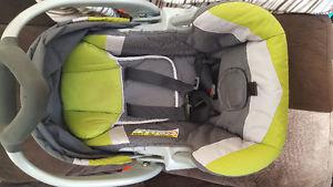 Baby Trend brand car seat with 2 bases