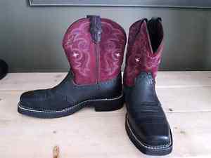 Brand new Lady's size 7 Justin Boots