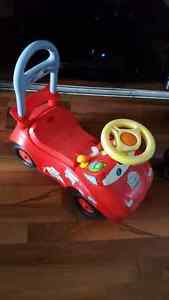Cars ride or push toy